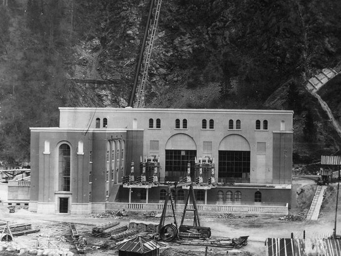 Anni '40 costruzione centrale di Caoria