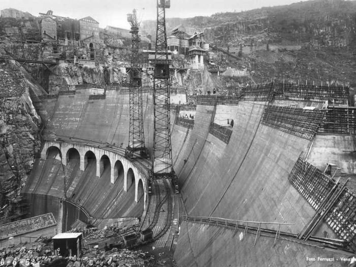 1952 elevazione della diga