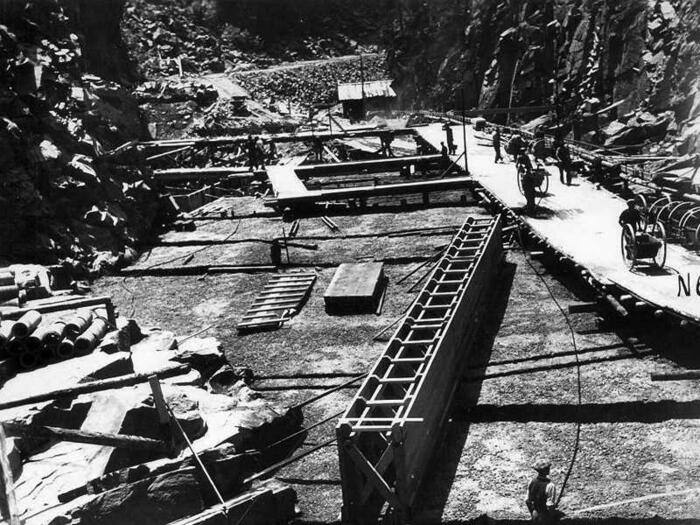 1942 base diga effettuazione dei primi getti