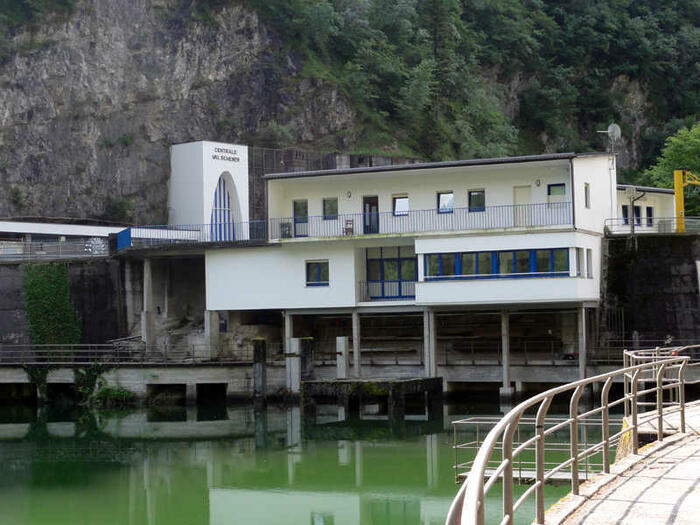  Centrale di Val schener - vista esterna dalla diga